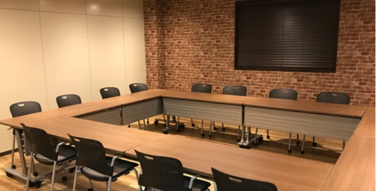 【大船駅周辺の貸会議室/厳選2選】大人数での利用に最適★貸会議室/おすすめ/ 電源・WiFiあり | 貸し会議室ラボ